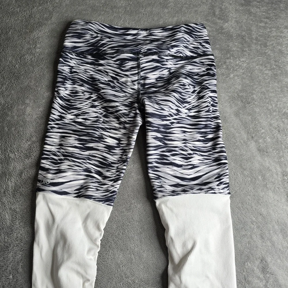 Alo Yoga Goddess Leggings Womens M/L Navy Wave Color Block Ribbed Ruched READ